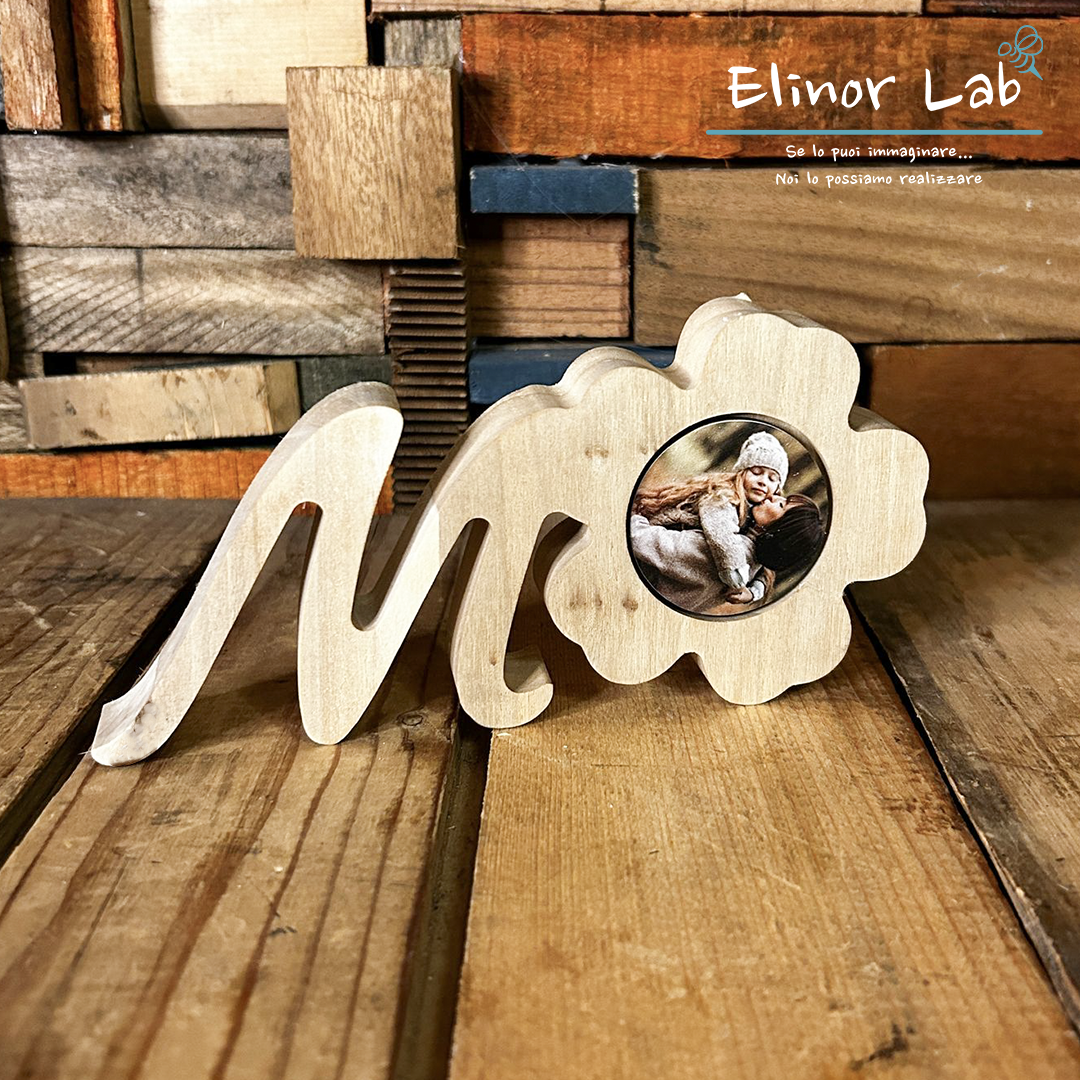 ElinorLab ™️ La M con il fiore