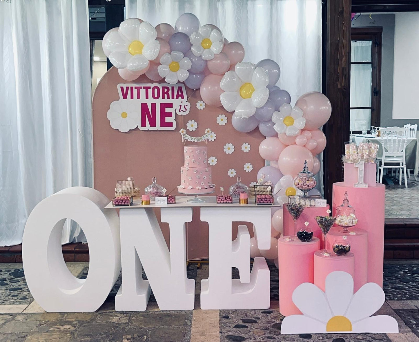 Chiara Ballon Artist